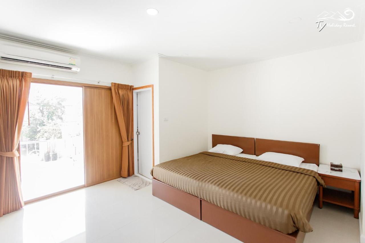 Ty Holiday Resort Патая Екстериор снимка